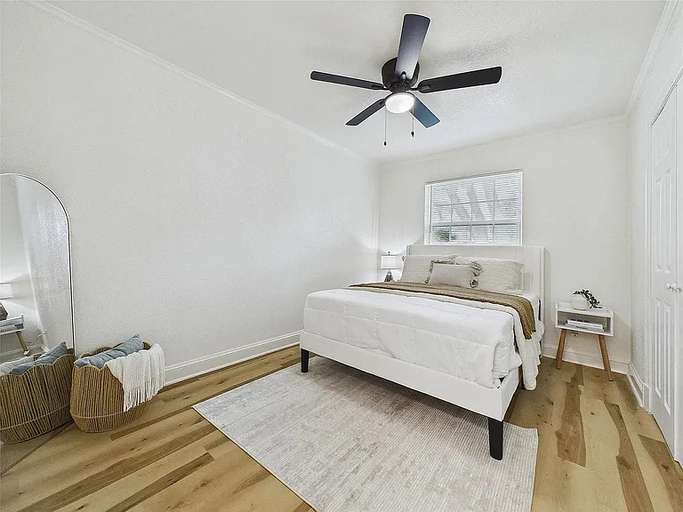 4414 Pineridge Dr — Photo 7