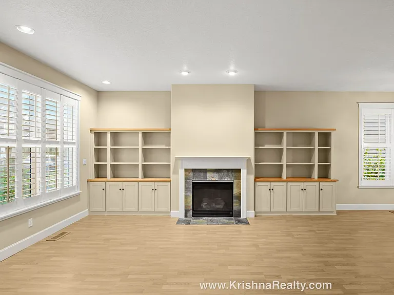 491 NE 63rd Way — Photo 6