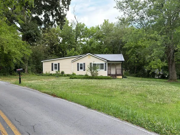 250 E Sellers St, Jasper, GA 30143
