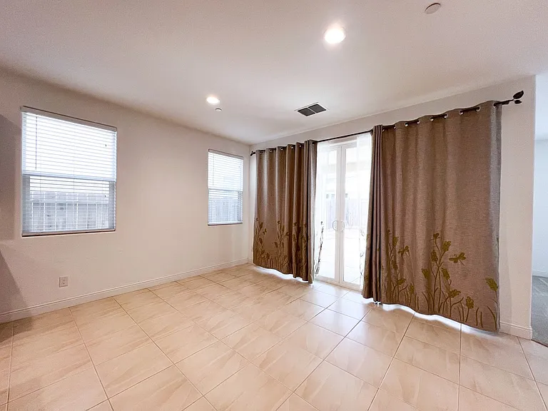 8428 Amber Valley Ln — Photo 8
