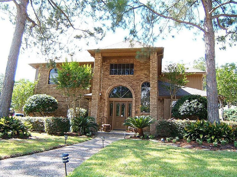 1st image of 518 Crestwood Dr