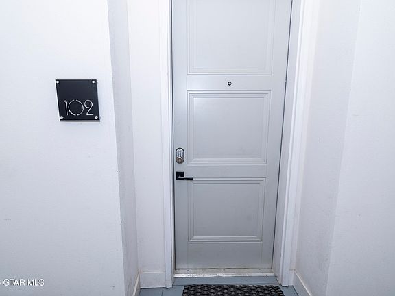 4th image of 509 University Dr #102