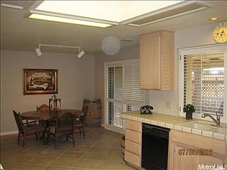 5th image of 393 Foxmeadow Way