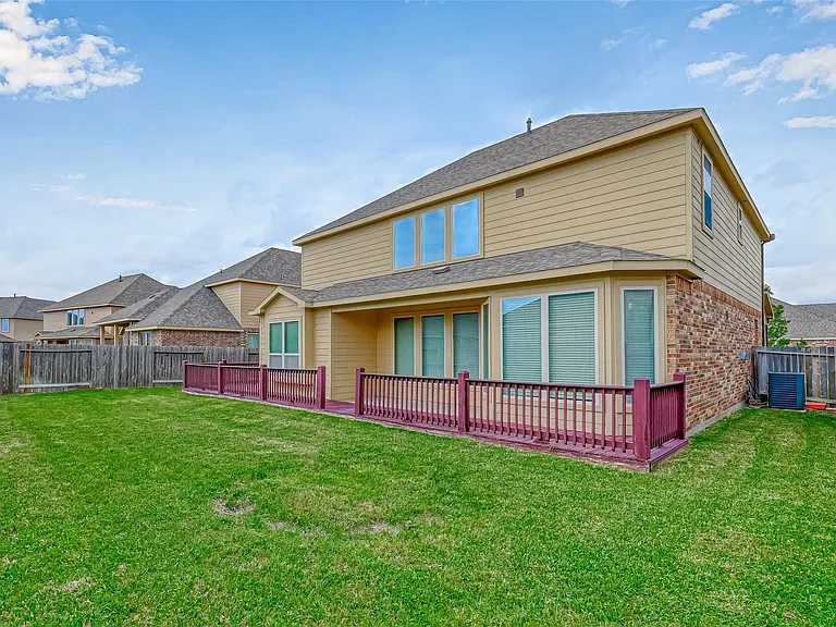 9526 Bonbrook Bend Ln — Photo 3