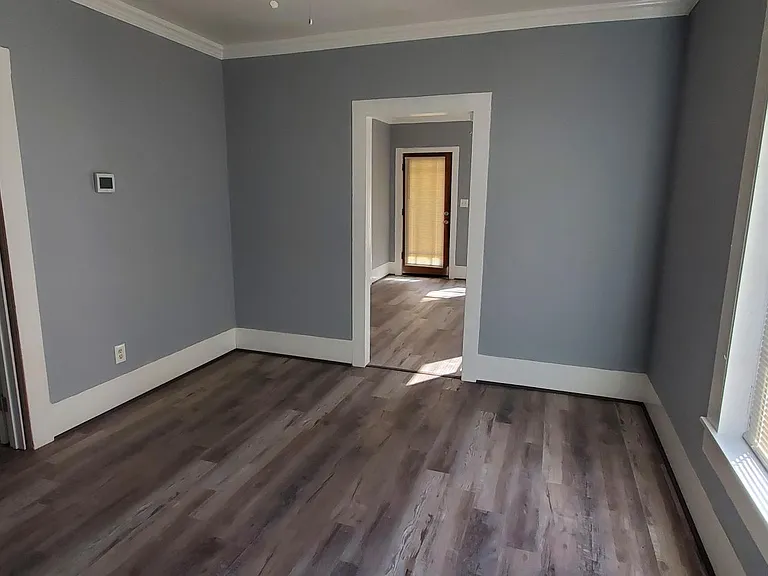 386 Nunnalee Ave — Photo 5