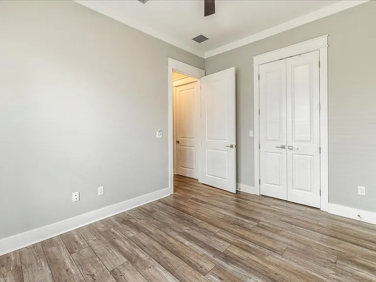 4072 Biltmore Ave — Photo 45