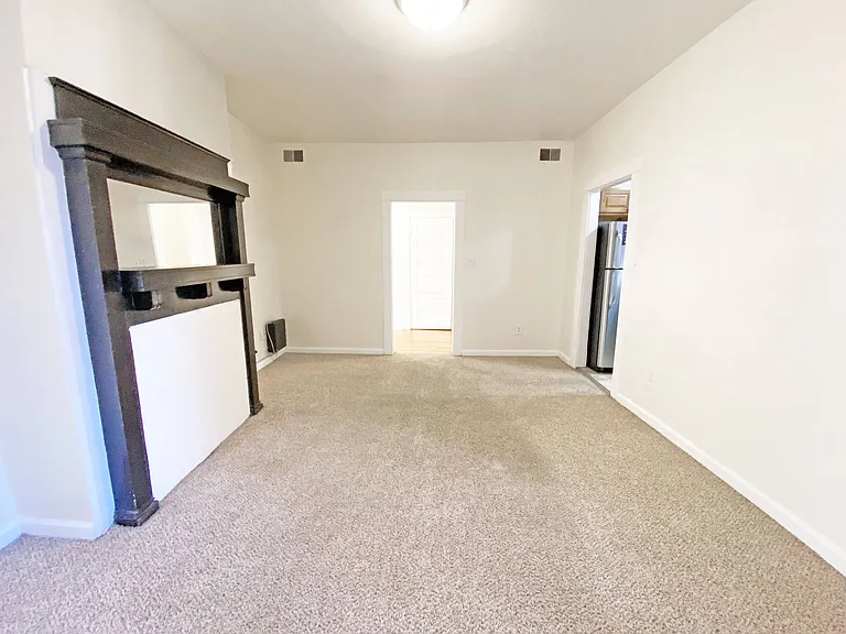 Bellefonte Street Apartments — Photo 24