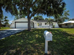 504 Firefly Ln, Apollo Beach, FL 33572