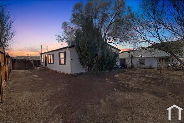 1st image of 1134 Robinson Ave
