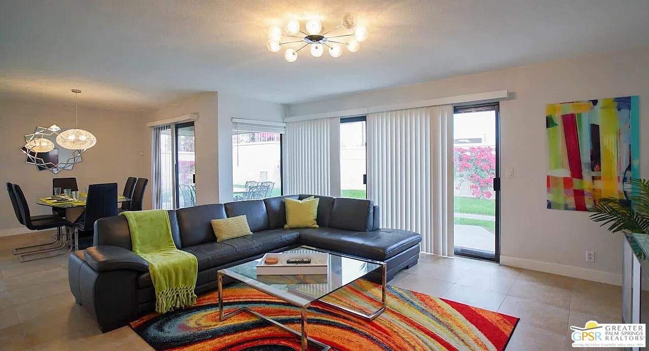 3 bed, 2.0 bath, 1550 sqft, $5,000 — Photo 2