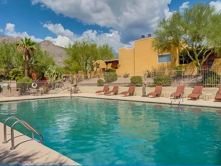 6255 N Camino Pimeria Alta #5 — Photo 2