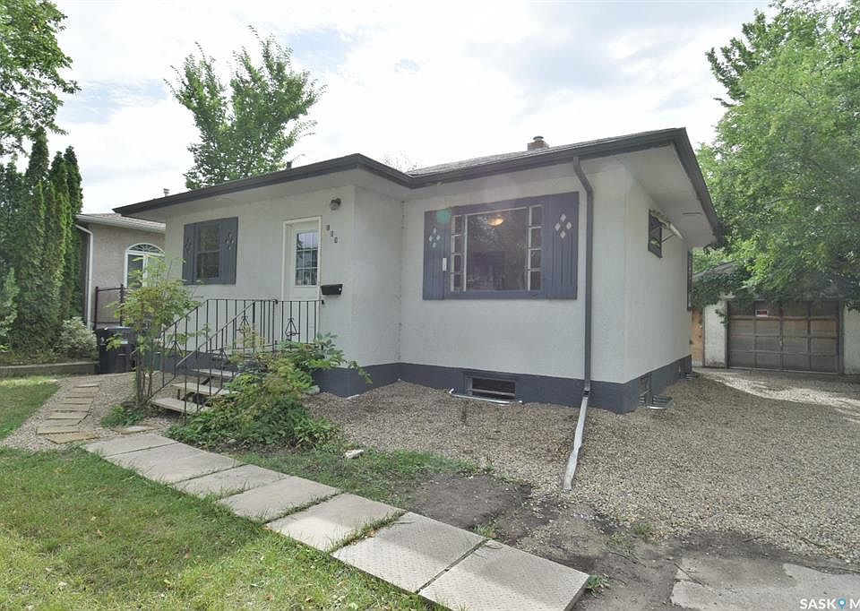 1st image of 109 108th STREET W