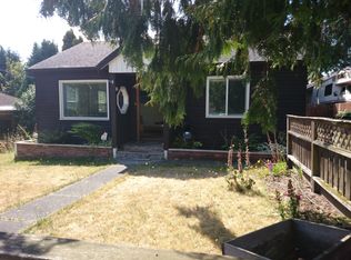 919 N 98th St, Seattle, WA 98103