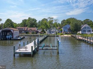 3685 1st Ave, Edgewater, MD 21037