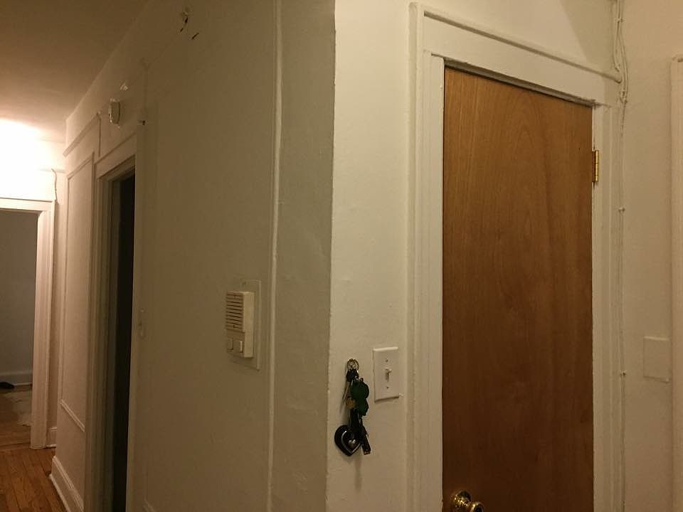 1st image of 4315 46th St APT B2