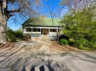 46 East St, Newnan, GA 30263