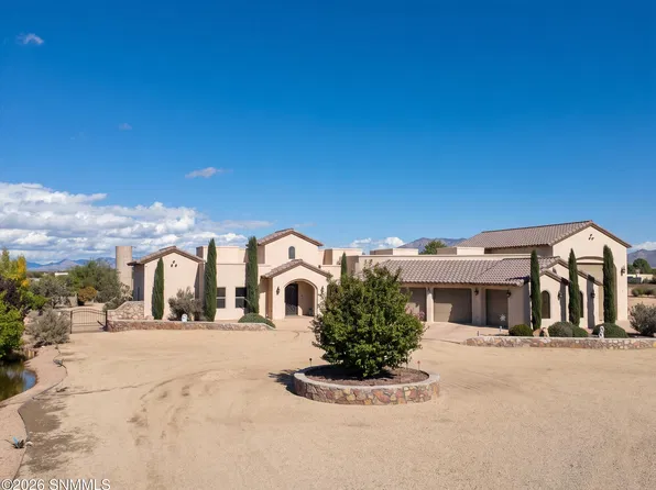 1130 King Bird Ct, Las Cruces, NM 88007