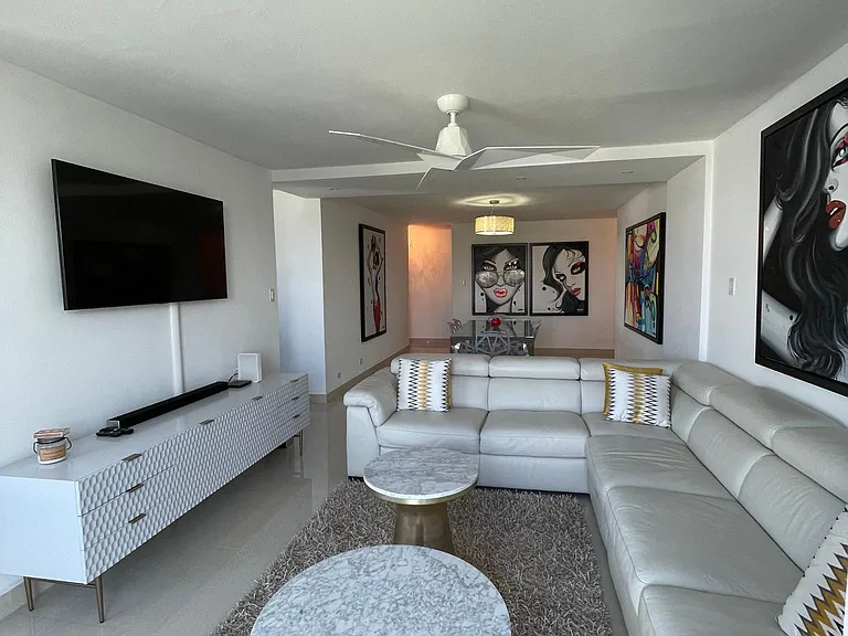 1304 Calle Wilson El Vigia #601 — Photo 5