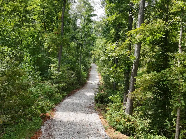 Easterly Cir, Rocky Top, TN 37769