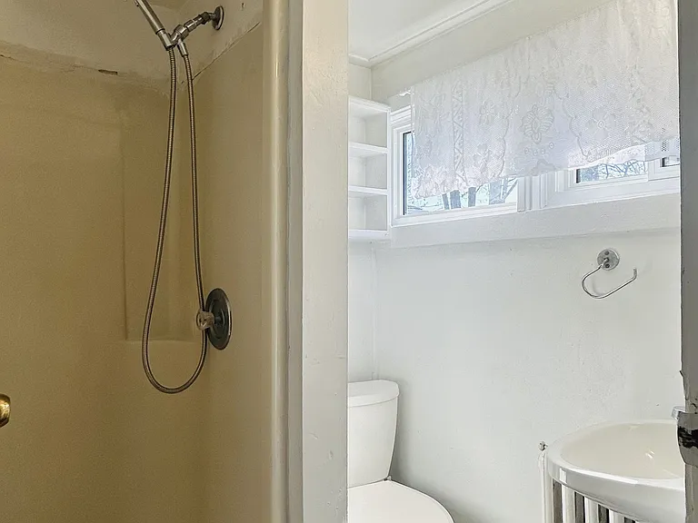 60 Long Branch Ave #2 — Photo 10
