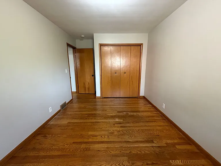 3454 Brooklyn Ave SE — Photo 9