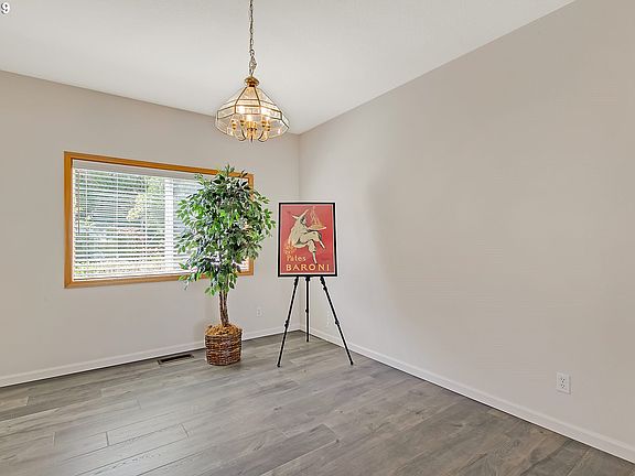 5th image of 13522 SW Liden Dr