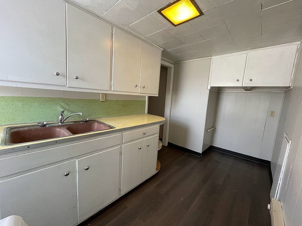 1st image of 2836 Independence Ave #1