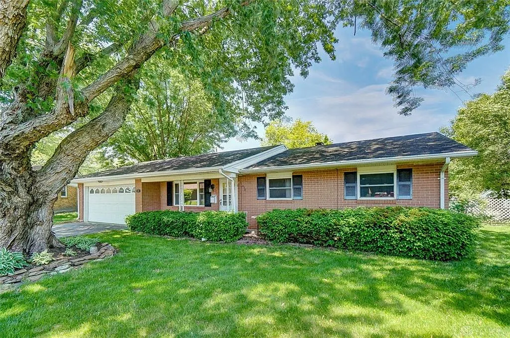 401 Swank Ct photo 1