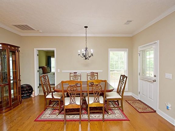 5th image of 1203 India Rd