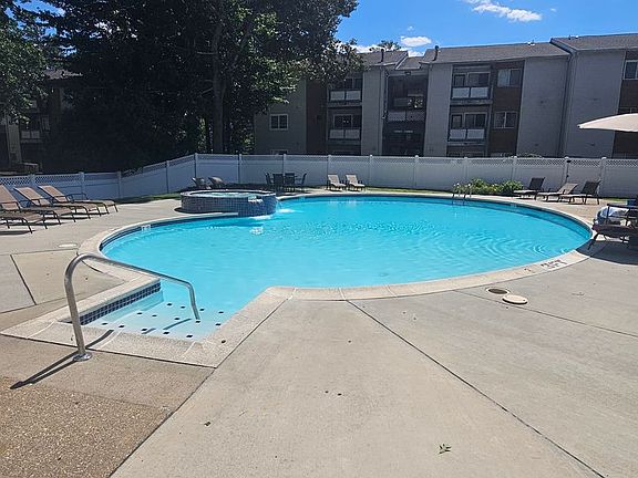 5th image of 804 Newday Ct