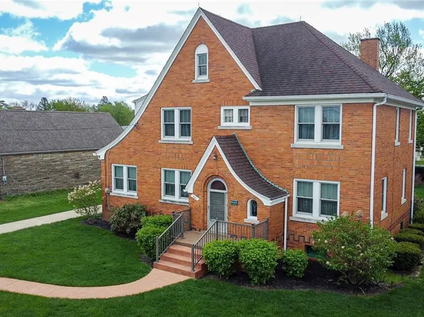 221 E Muntz Ave, Butler, PA 16001