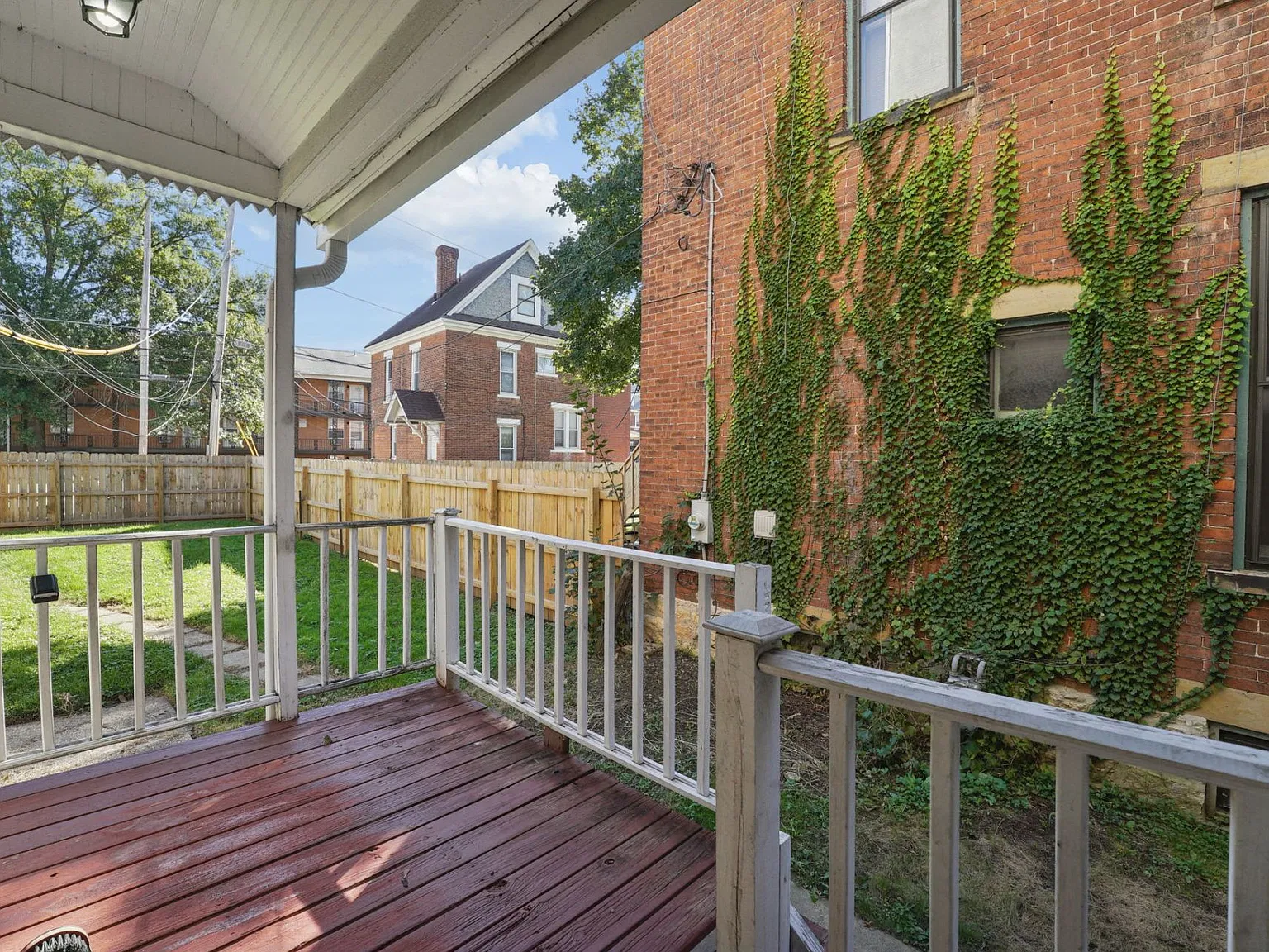 1520 Neil Ave — Photo 3