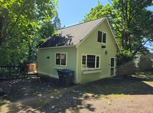 10367 NE Shore Dr, Indianola, WA 98342