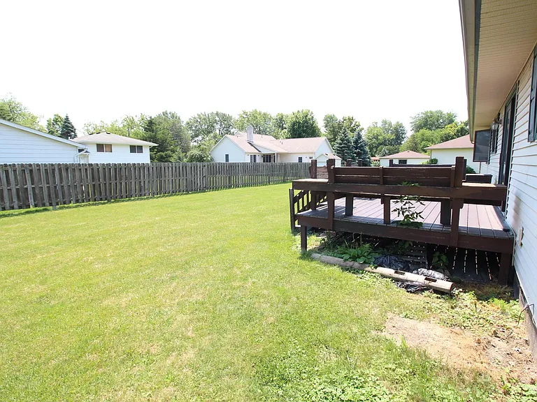 13850 Laplaisance Rd — Photo 16