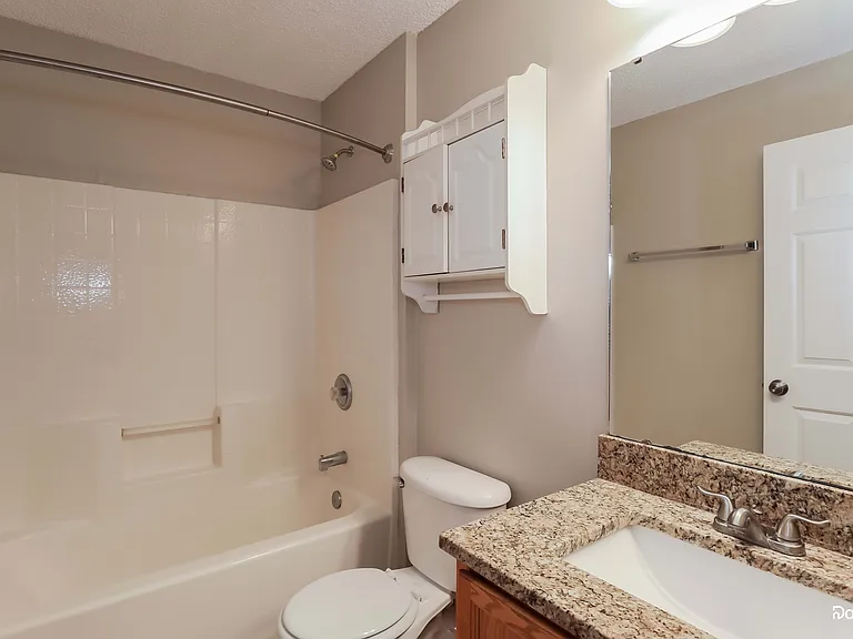 936 Lake Sanford Ct — Photo 12