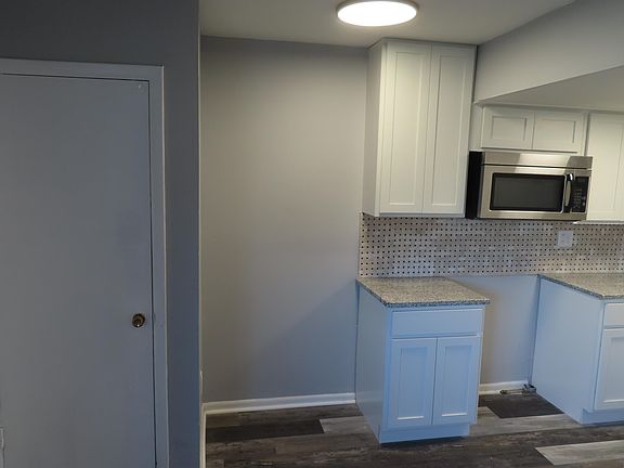 4th image of 740 Franklin Ave #C