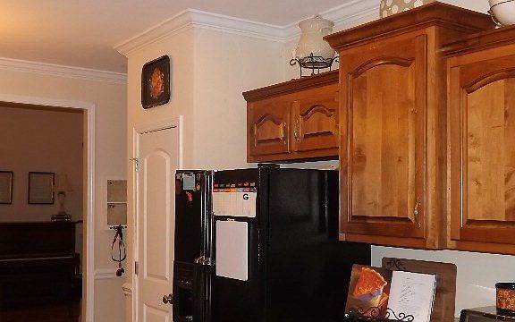 5th image of 174 Stone Brooke Dr
