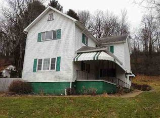 98 Mountain Rd, Uniontown, PA 15401