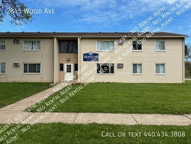 2845 Wood Ave — Photo 7