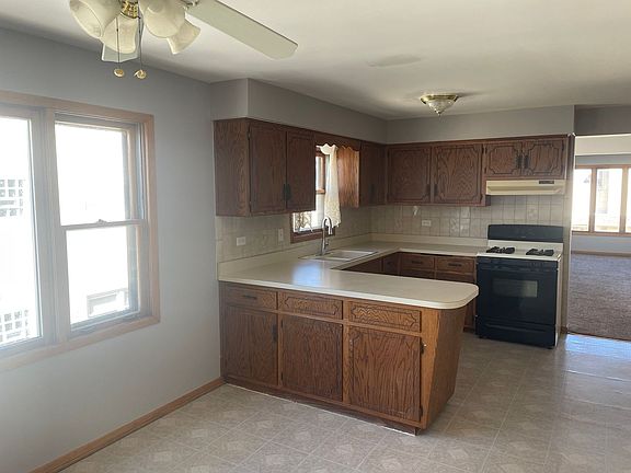 2nd image of 7869 W Cahill Ter Floor 2