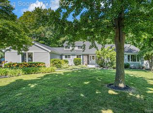 1265 Mill Creek Rd, Flint, MI 48532