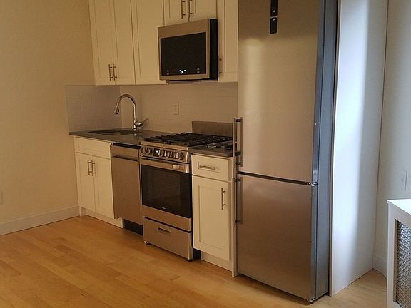 5th image of 344 E 62nd St APT 4