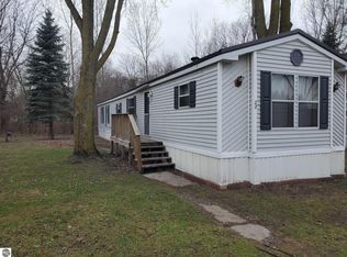 953 E Monroe Rd LOT 22, Saint Louis, MI 48880