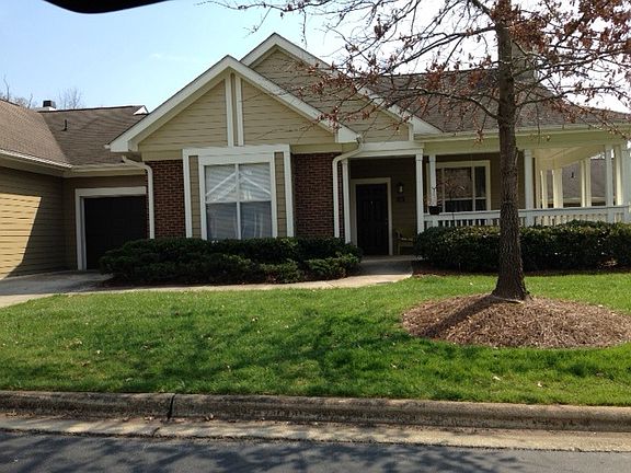 2nd image of 931 Ivy Meadow Ln