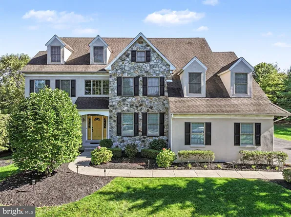 180 Somerset Dr, Blue Bell, PA 19422