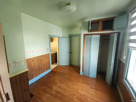 5th image of 337 Tanguy St