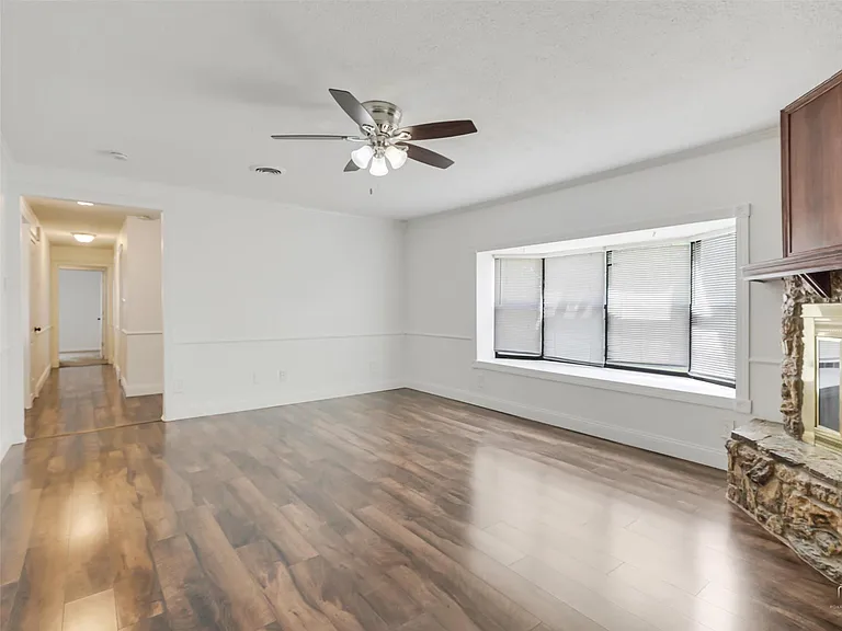 14025 Janwood Ln — Photo 9