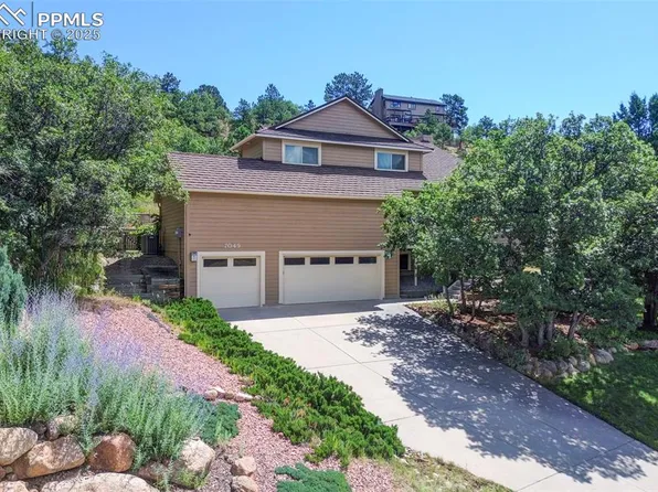 7049 Oak Valley Dr, Colorado Springs, CO 80919