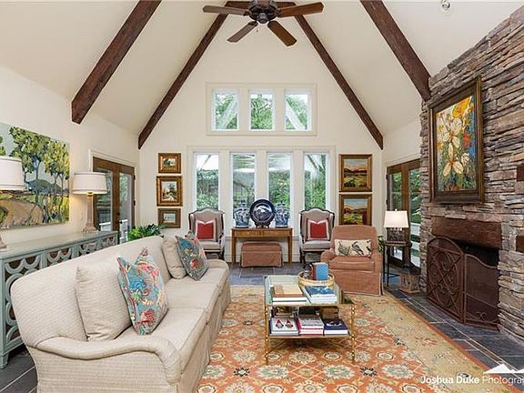 3rd image of 1299 Lafite Ln