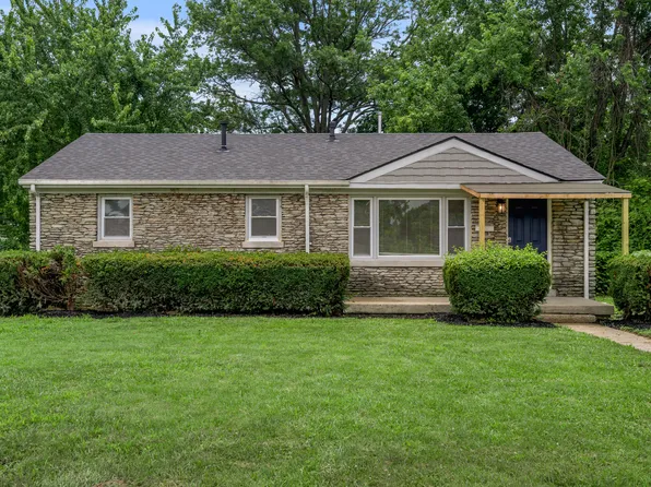 2230 Circle Dr, Lexington, KY 40505